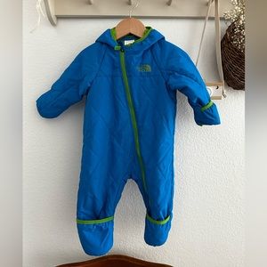 The North Face baby snowsuit. Worn only a few times.